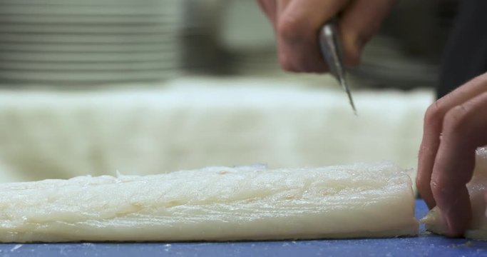 d&eacute;coupe dde poisson cabillaud 