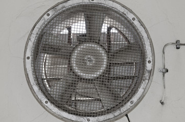 Industrial fan turbine