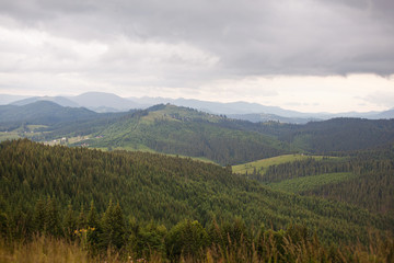 Fototapeta na wymiar A view of the mountain range in the Carpathian Mountains. Ukraine
