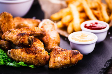 Kentucky wings with French fries