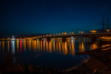 Nachts am Rhein