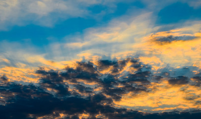 Fototapeta na wymiar View of sunset sky with clouds
