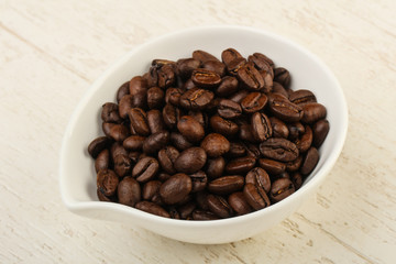 Roasted coffee beans