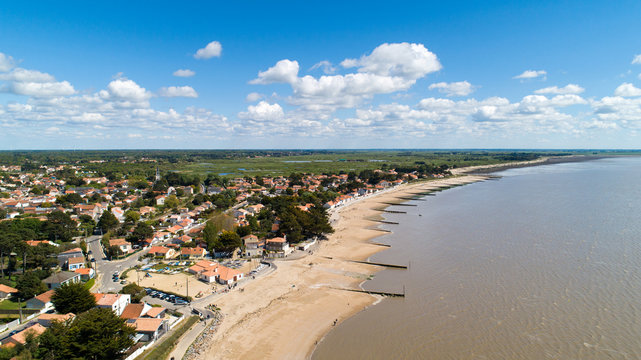 Photo aérienne des Moutiers en Retz, en Loire Atlantique