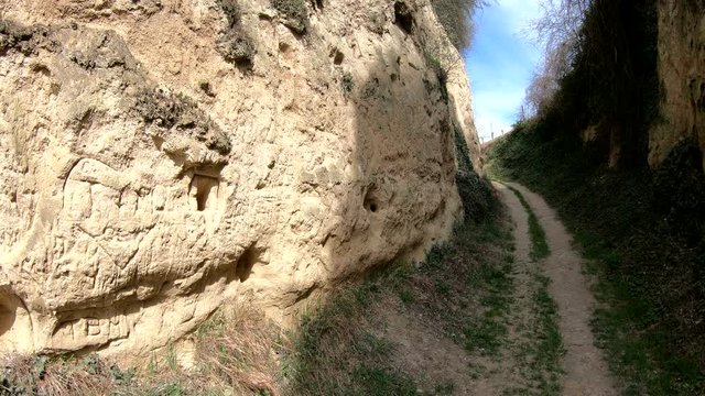 L&ouml;sshohlweg Eichgasse bei Bickensohl, Kaiserstuhl, Hohlweg, Strasse, Weinbau, Geologie, 4K