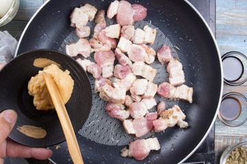 Chef put palm sugar for cooking