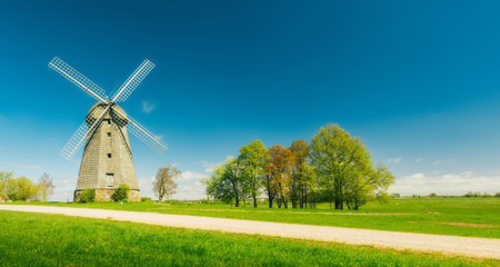 Obraz premium wind mil