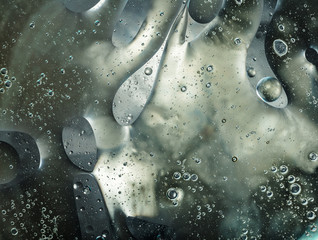 spots circles on the water