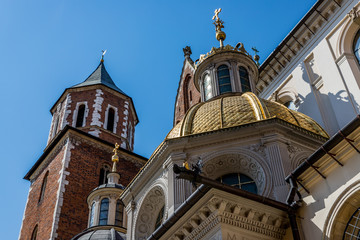 Obraz premium Le château du Wawel et Basilique Cathédrale Saints-Stanislas-et-venceslas de Cracovie