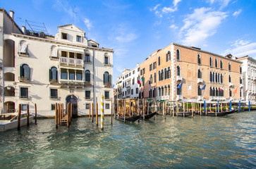 Fototapeta premium Palaces on Grand Canal, Venice, Italy