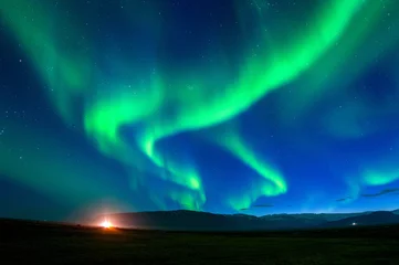 Poster Noorderlicht (Aurora borealis) & 39 s nachts. © tawatchai1990