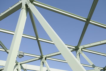 Fototapeta premium 緑色の橋