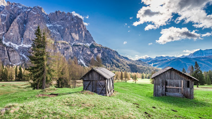 Fototapeta na wymiar Beautiful small hut in the dolomites in spring, Italy, Europe