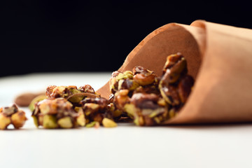 peanut pistachio croquant dessert / fistikli krokan