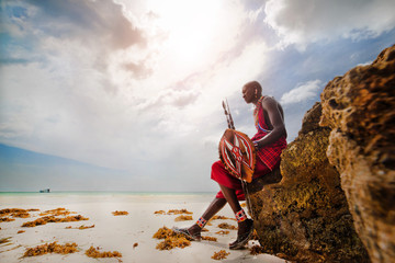 Portrait of a Masai warrior, Diani Beach, Ukunda, Kenya - obrazy, fototapety, plakaty