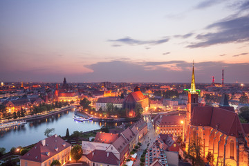 Panorama Wrocławia o zmierzchu