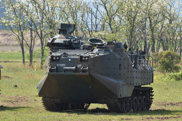 Fototapeta premium 陸上自衛隊の水陸両用車