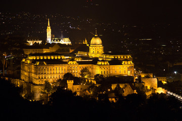 Burgschloss, Fischerbastei by night in Budapest, Ungarn