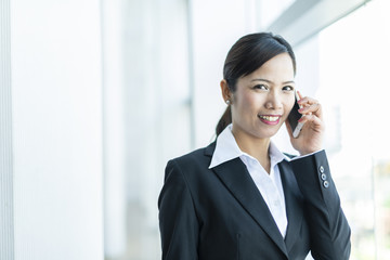 ビジネスウーマン フィリピン人