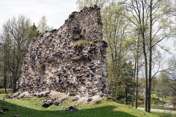Fototapeta na wymiar old castle ruins in Rauna - Latvia.