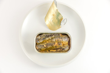canned sardines in olive oil