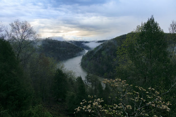 Sunrise at Cumberland River at Cumberland Falls State Park