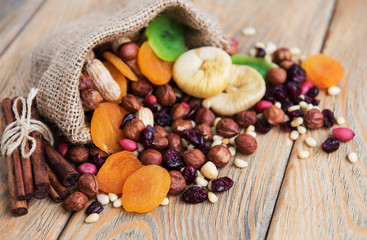 Mixed dried fruits