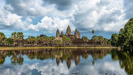 Fototapeta na wymiar Angkor wat nach Gewittterregen