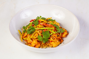 Rice noodle with chicken