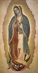 Cercles muraux Monument historique Bologne, Italie - 18 avril 2018 : la peinture de la Vierge Marie de Guadalupe dans l& 39 église église de San Benedetto Francisco Antonio Vallejo (1772).