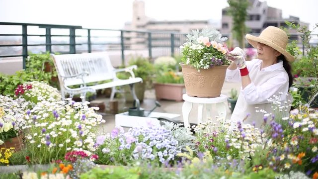 Enjoy gardening on the rooftop