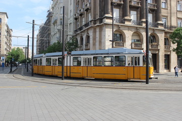 Fototapeta na wymiar Tram a Budapest