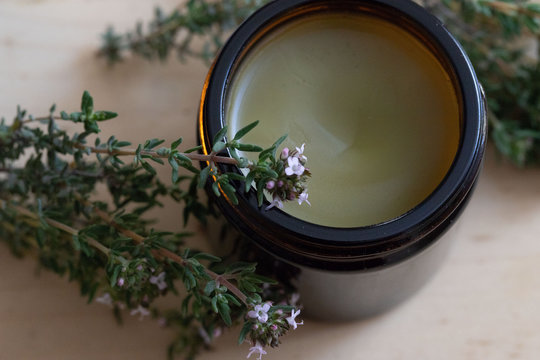 Salbe aus Thymian