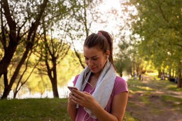 Cardio is better with music.