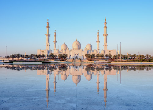 Sheikh Zayed bin Sultan Al Nahyan Grand Mosque, Abu Dhabi, UAE