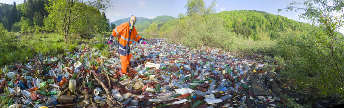Special operation to clean up the river of debris