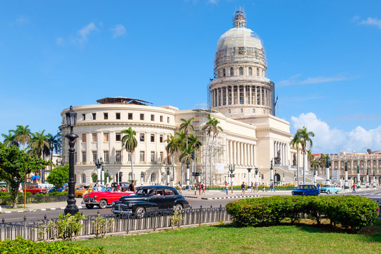 The Capitol building in downtown Havana