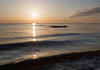 Fototapeta na wymiar golden hour on the beach