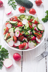 Salad with radish