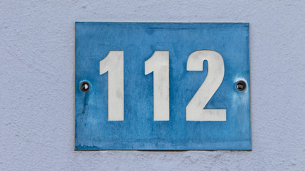 Hausnummer 112