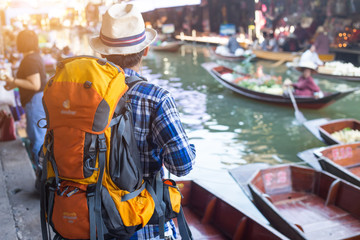 tourist at Damonen Saduak floating market.