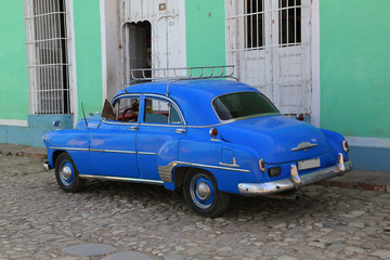 Schöner Oldtimer auf Kuba