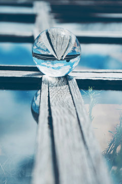 Fotografía abstracta de reflejos sobre cristal 