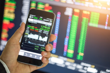 Making trading online on the smart phone. New ways to make economy and trading