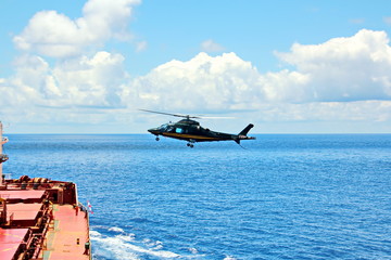 Вертолет, прием морского лоцмана, Австралия
