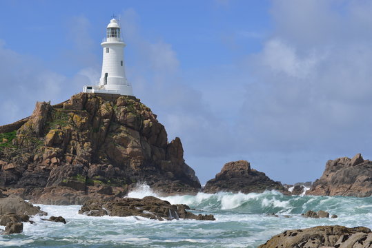 La Corbiere lighthouse, Jersey, U.K.
Telephoto image of a coastal landmark.