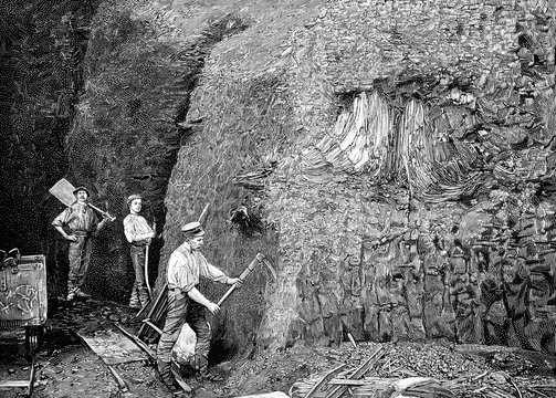 Arbeiter in einem Kohlebergwerk unter Tage