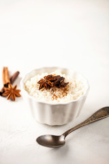 Rice porridge with cinnamon