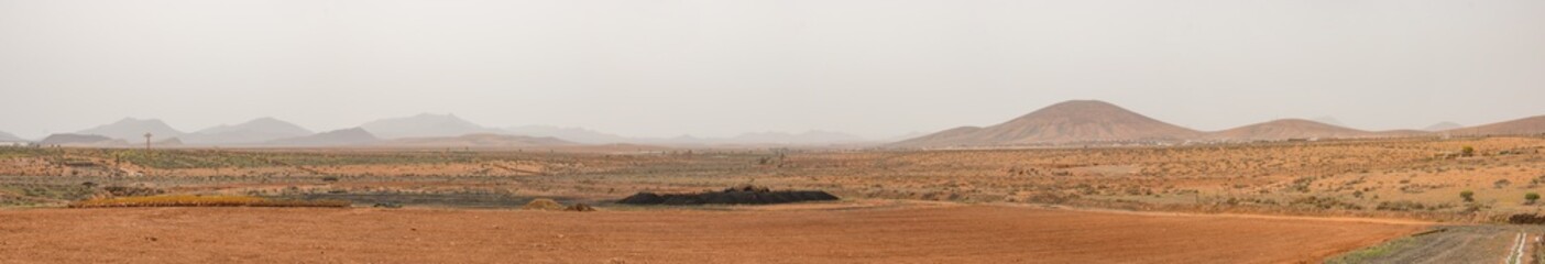 Fototapeta na wymiar Landscape near Betancuria Fuerteventura Kanaren island Spain
