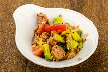Tuna and avocado salad